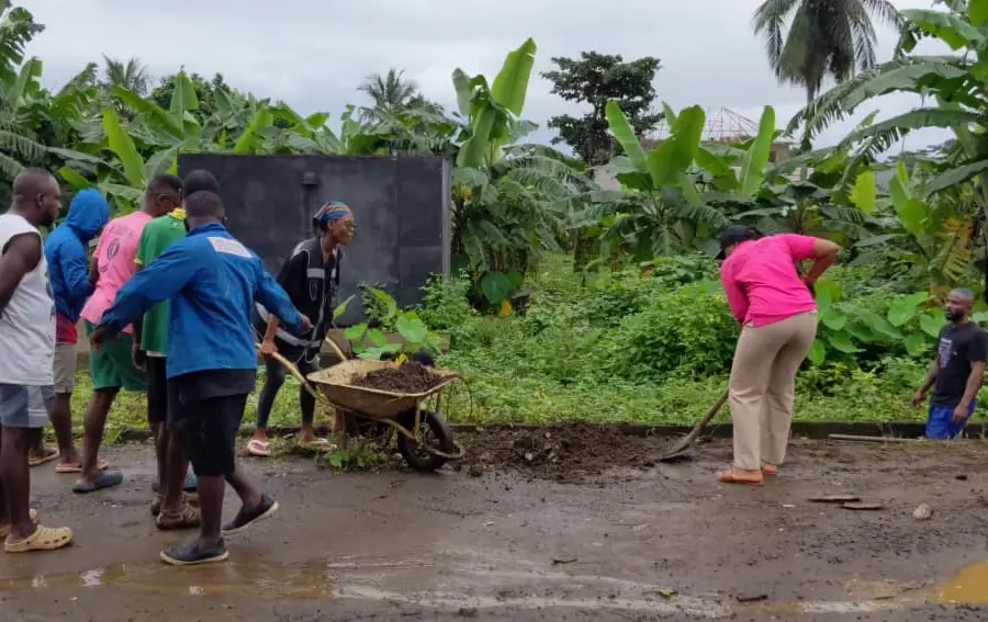 Clean Mokindi. Clean Limbe. Green Cameroon: Youth Lead Community Cleanup in Quarter 4
